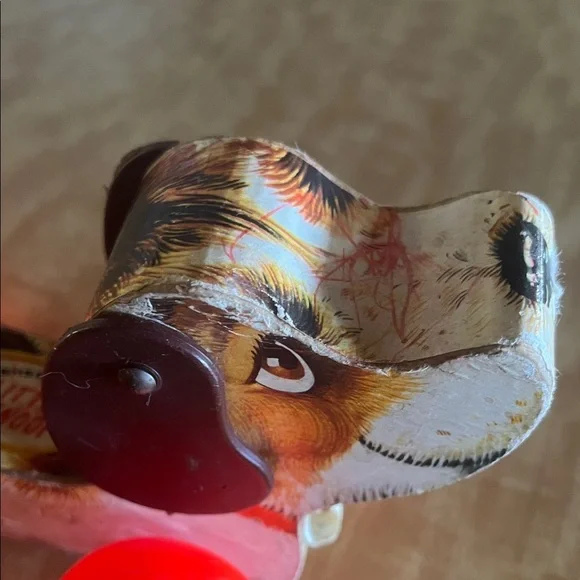 Fisher-Price Pull-Along Dog Little Snoopy with Wheels - Picture 5 of 13